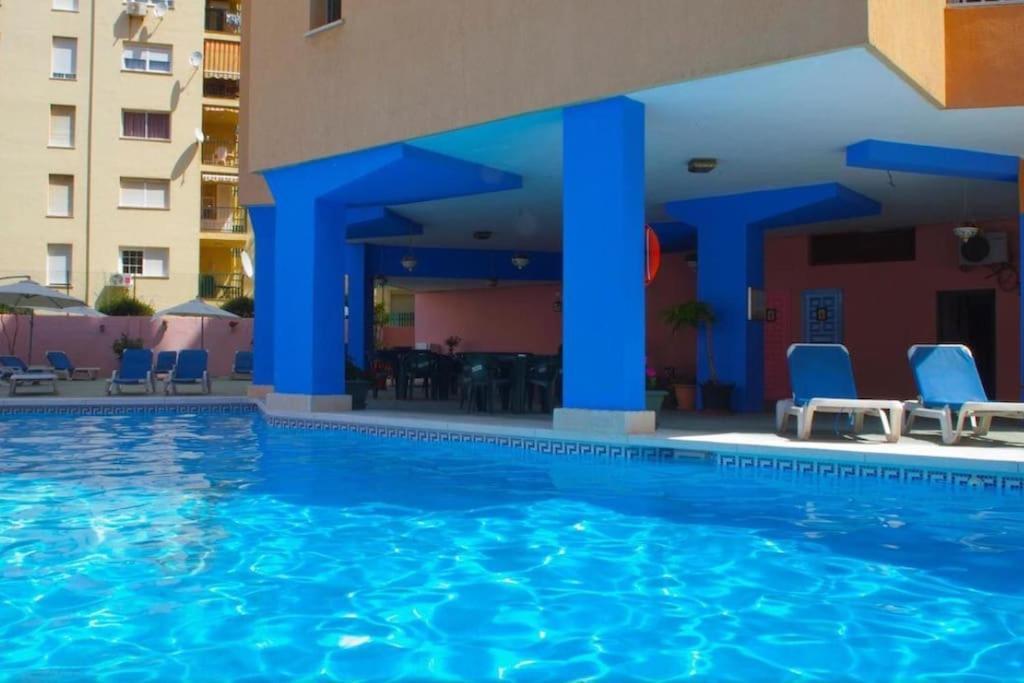 Apartamento En La Carihuela Τορρεμολίνος Εξωτερικό φωτογραφία